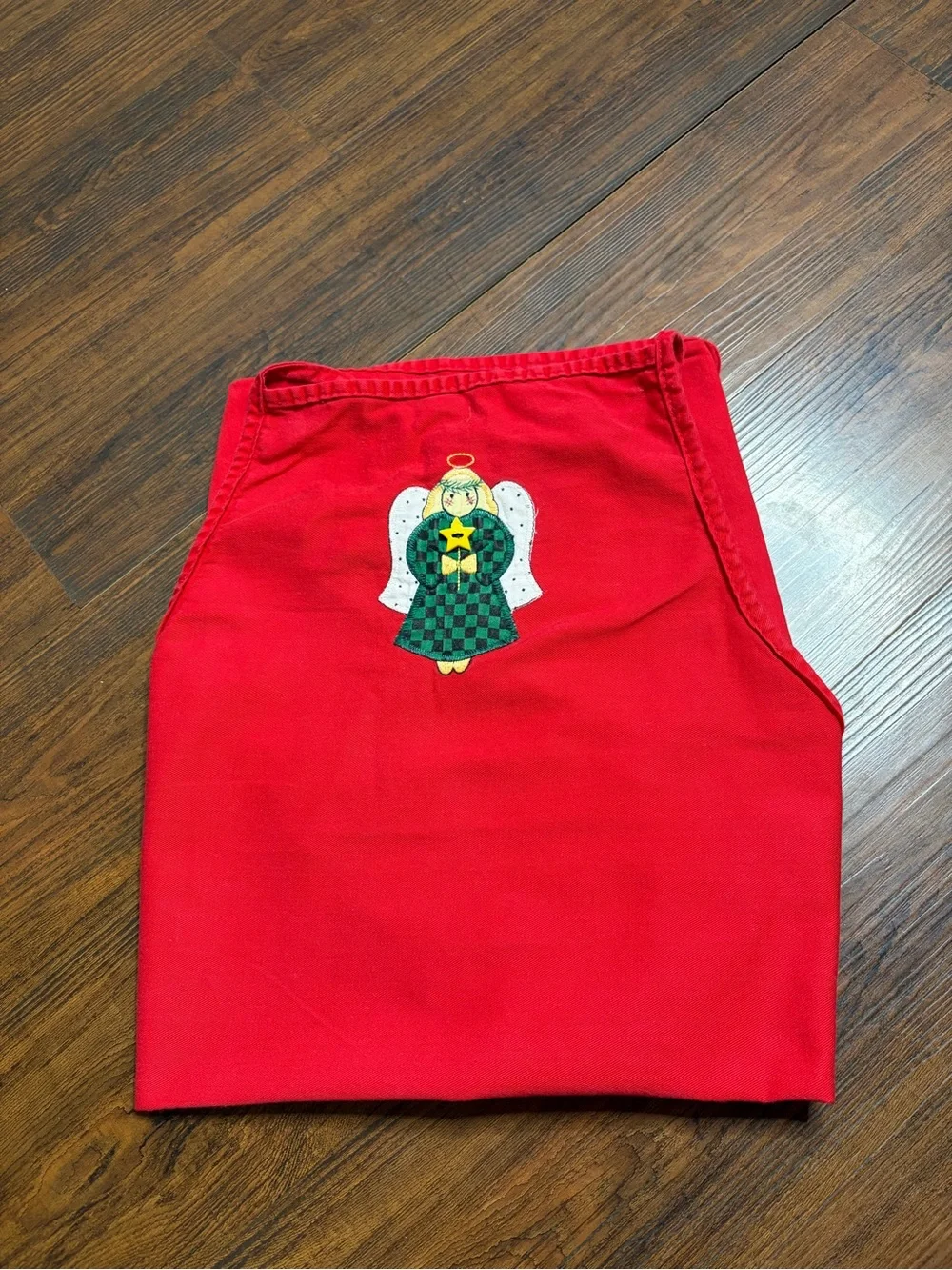 N/A festive red